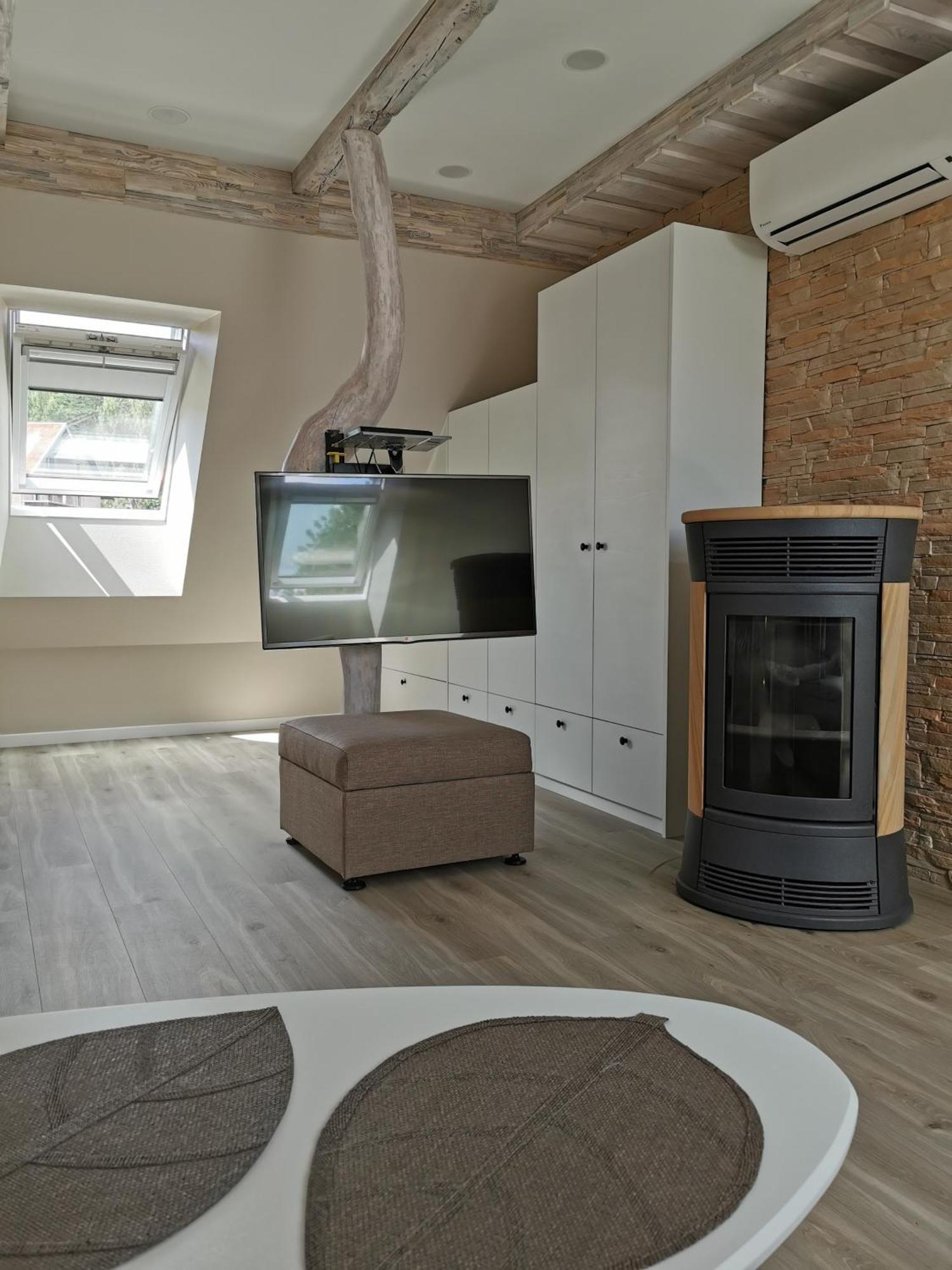 Neringarent Apartamentai Juodkrantė Zewnętrze zdjęcie